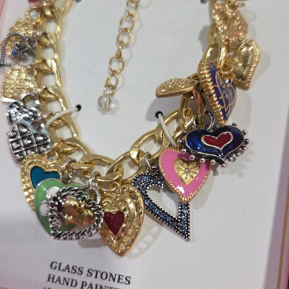 💕🔹️Piper K Beautiful Gold Tone  Multi-Color Heart Charm Glass Stones Bracelet - Picture 6 of 7